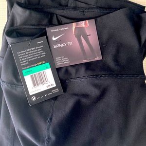 Nike Skinny Fit Athletic Pants